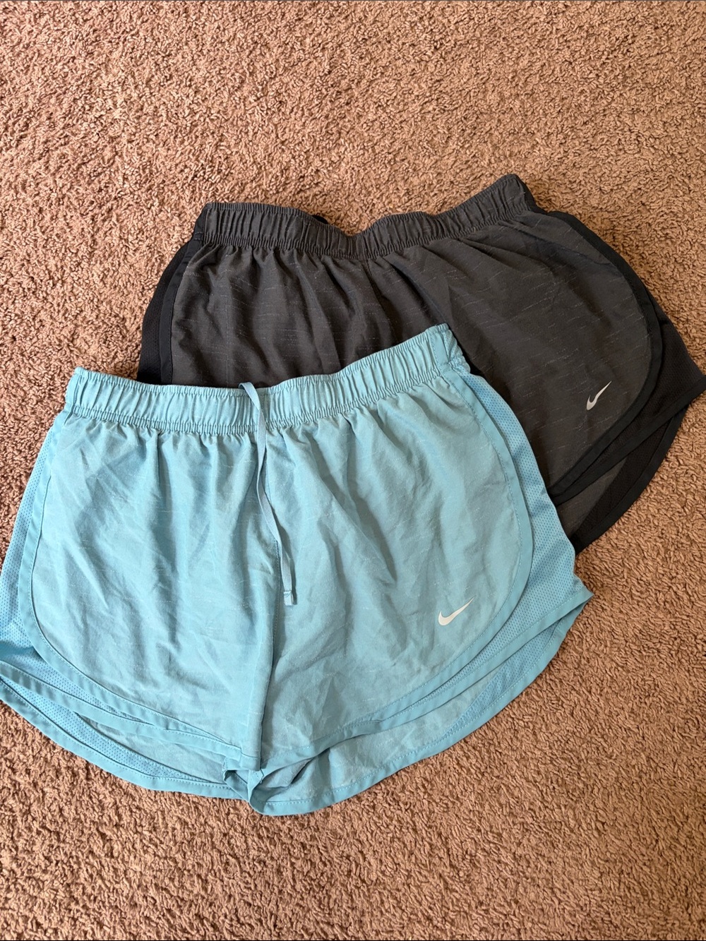 Nike Women's Athletic Shorts - Black & Light Blue